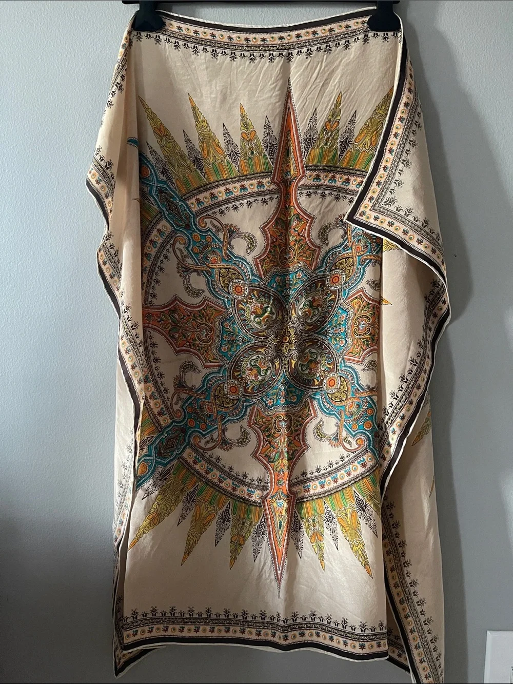 Vintage Silk Cream Brown Medallion Print Silk-Feel Scarf Wrap